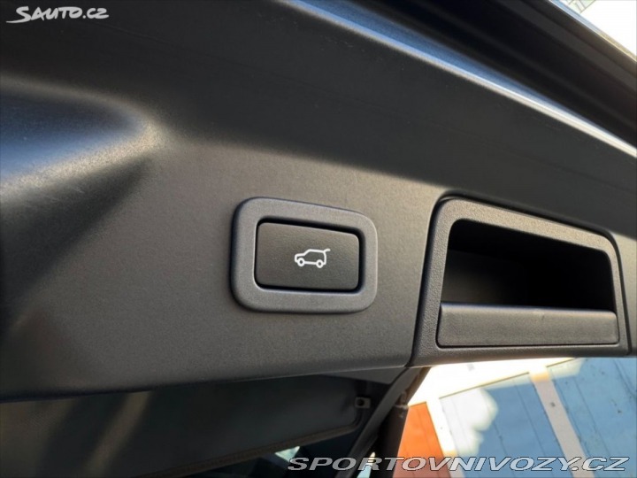 Ostatní značky Ostatní modely Land Rover Range Rover Velar 3,0   D300, TDi, 221kW, 4 2019
