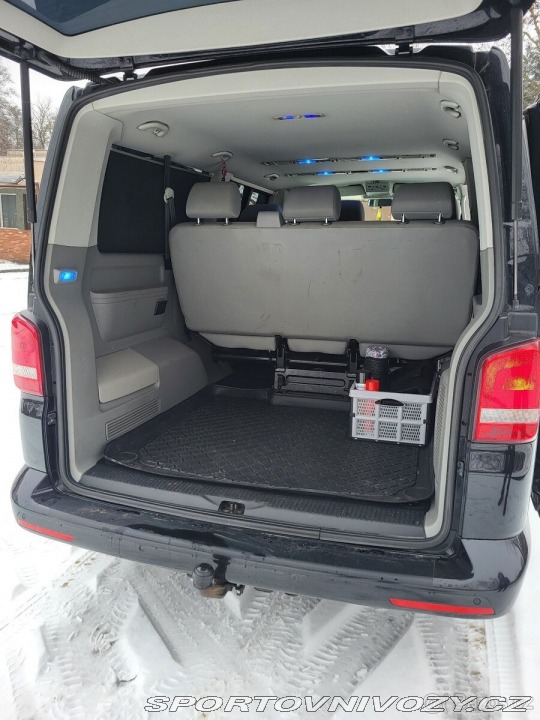 Volkswagen Ostatní modely Caravelle 2,0   tdi 2014