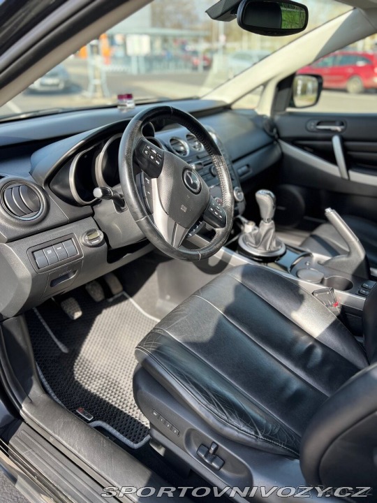 Mazda Ostatní modely CX-7 2,2   2011.11 1800