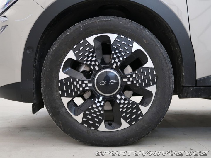 Fiat 600 1.2HYBRID,CZ,1Maj,LaPrima 1800