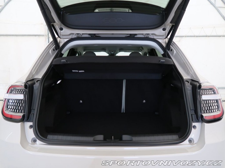 Fiat 600 1.2HYBRID,CZ,1Maj,LaPrima 1800