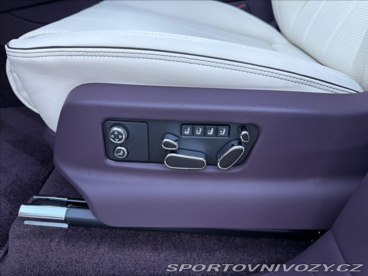 Bentley Bentayga Extended Wheelbase Azure 2024