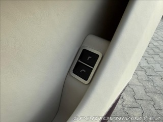 Bentley Bentayga Extended Wheelbase Azure 2024