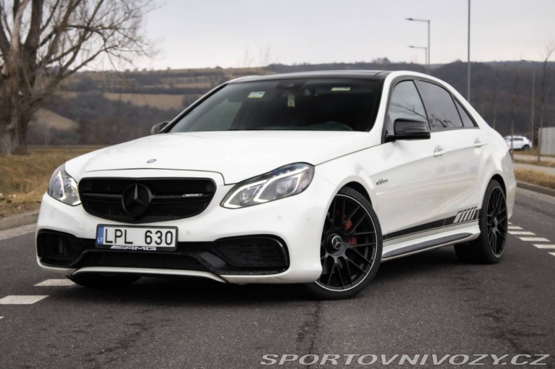Mercedes-Benz E E63 AMG / FINANCOVANIE /