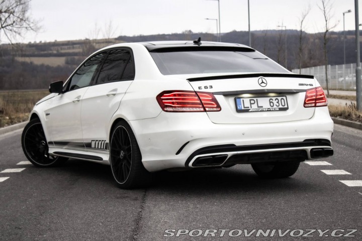 Mercedes-Benz E E63 AMG / FINANCOVANIE / 2010