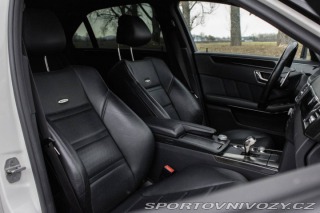 Mercedes-Benz E E63 AMG / FINANCOVANIE / 2010