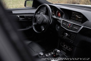 Mercedes-Benz E E63 AMG / FINANCOVANIE / 2010