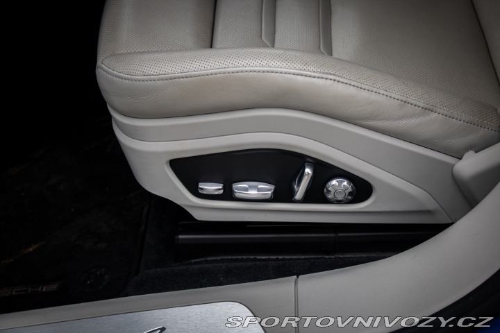 Porsche Panamera 4s e-Hybrid / AJ NA SPLÁ 2017