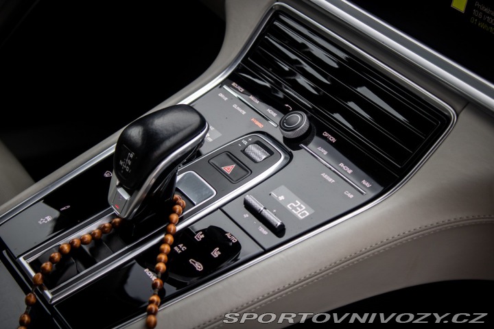 Porsche Panamera 4s e-Hybrid / AJ NA SPLÁ 2017