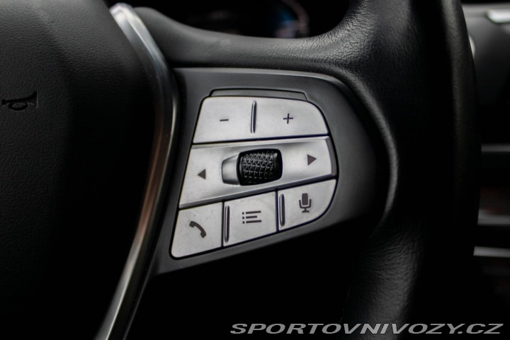 BMW iX3 AT Panoráma 210kW Harman 2021