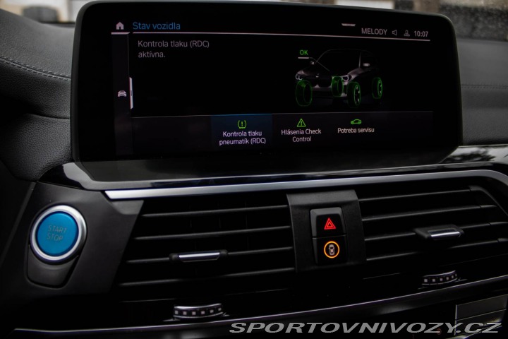 BMW iX3 AT Panoráma 210kW Harman 2021