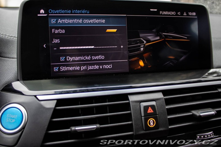 BMW iX3 AT Panoráma 210kW Harman 2021