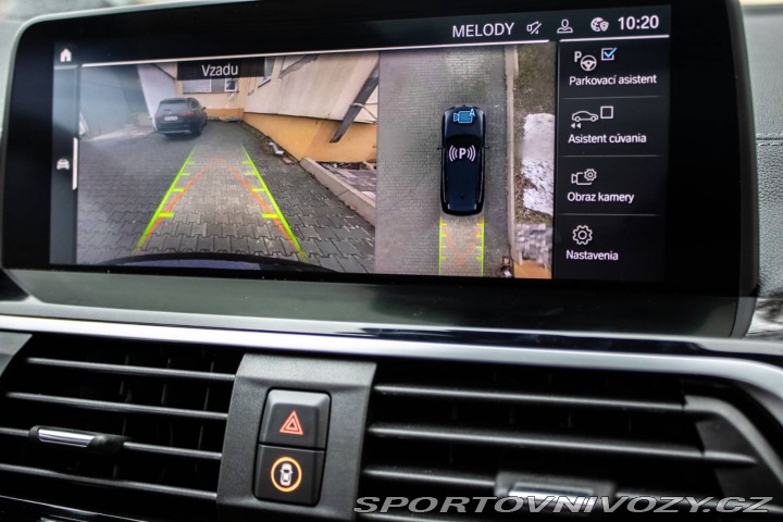 BMW iX3 AT Panoráma 210kW Harman 2021