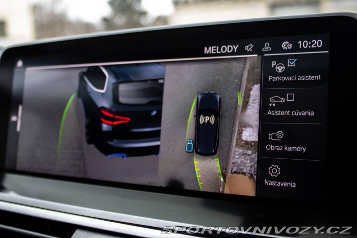 BMW iX3 AT Panoráma 210kW Harman 2021