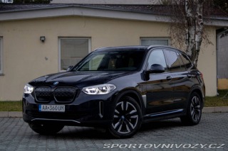 BMW iX3 AT Panoráma 210kW Harman 2021