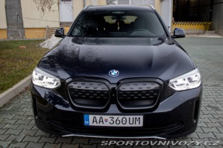 BMW iX3 AT Panoráma 210kW Harman 2021