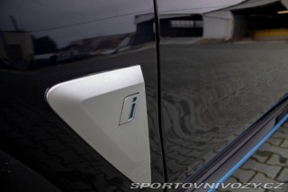 BMW iX3 AT Panoráma 210kW Harman 2021