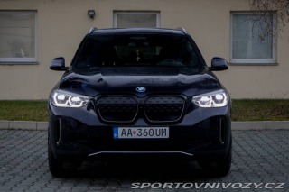 BMW iX3 AT Panoráma 210kW Harman 2021