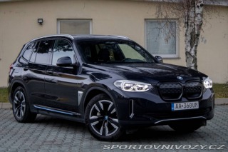 BMW iX3 AT Panoráma 210kW Harman 2021