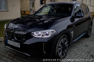 BMW iX3 AT Panoráma 210kW Harman 2021