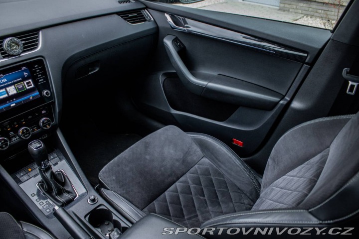 Škoda Octavia RS Combi  2.0 TSI RS DSG / 1 2019