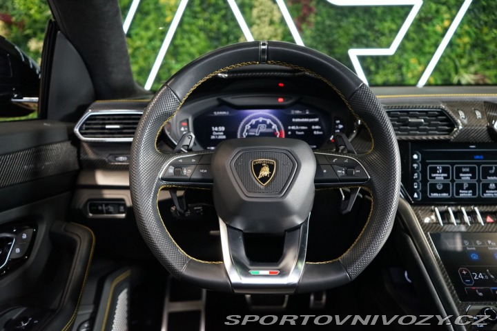 Lamborghini Urus B&O3D*HUD*VZDUCH*PANO 2021
