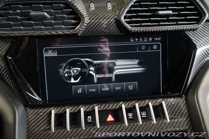 Lamborghini Urus B&O3D*HUD*VZDUCH*PANO 2021