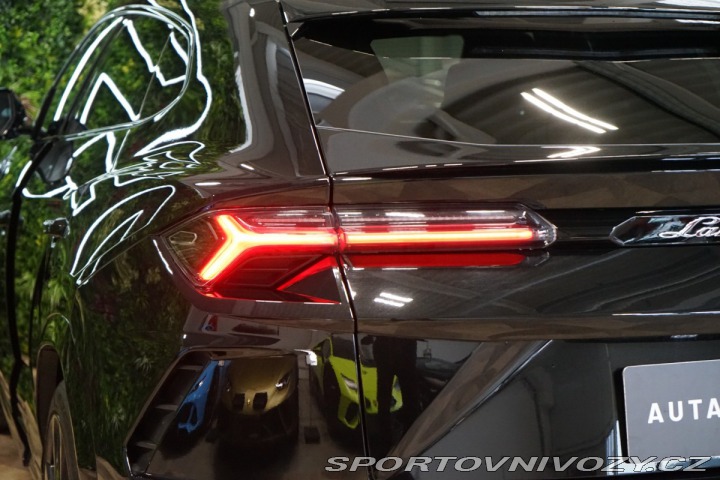 Lamborghini Urus B&O3D*HUD*VZDUCH*PANO 2021