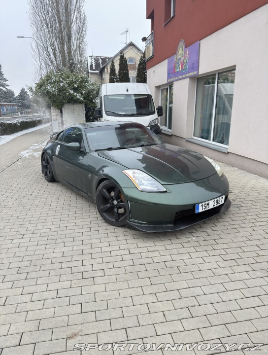 Nissan 350 Z coupe 2002