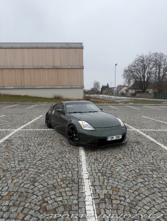 Nissan 350 Z coupe 2002