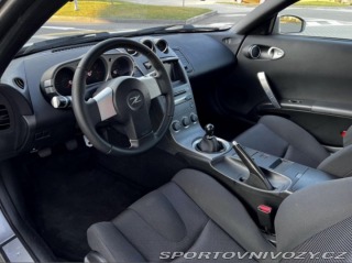 Nissan 350 Z coupe 2002