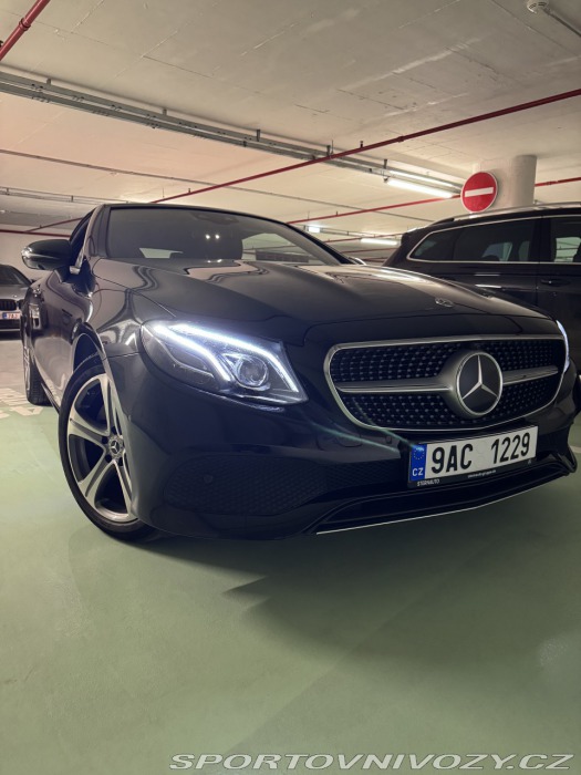 Mercedes-Benz E E200