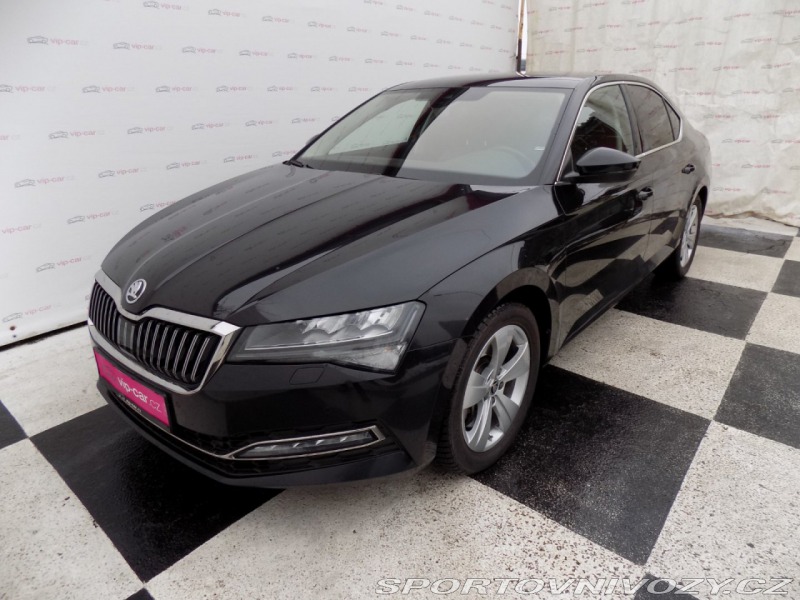Škoda Superb 2.0TSi/4x4/DSG/Crystal-LE