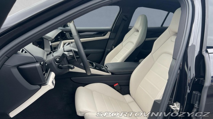 Porsche Panamera 4 E-Hybrid 2025