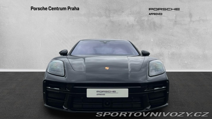 Porsche Panamera 4 E-Hybrid 2025