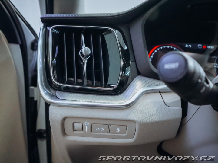 Volvo V60 T8 Inscription AWD 2019