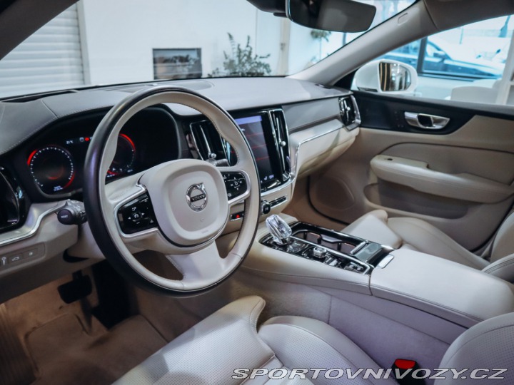 Volvo V60 T8 Inscription AWD 2019