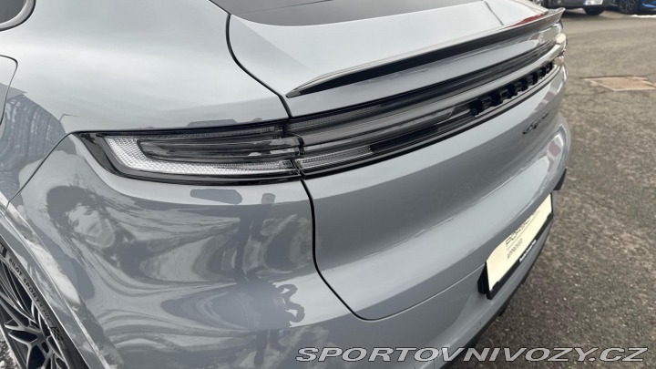 Porsche Cayenne E-Hybrid 2026