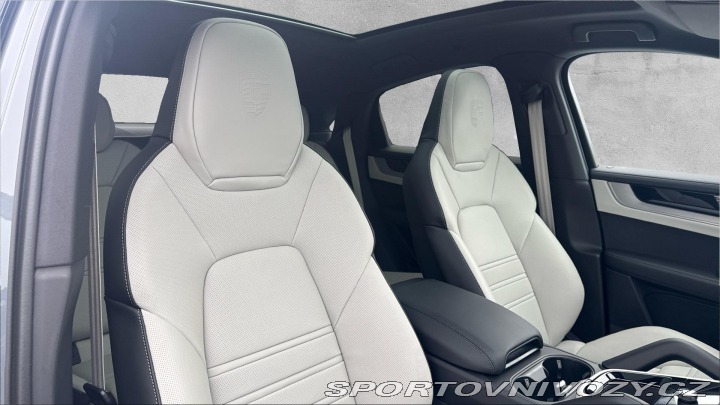 Porsche Cayenne E-Hybrid 2026