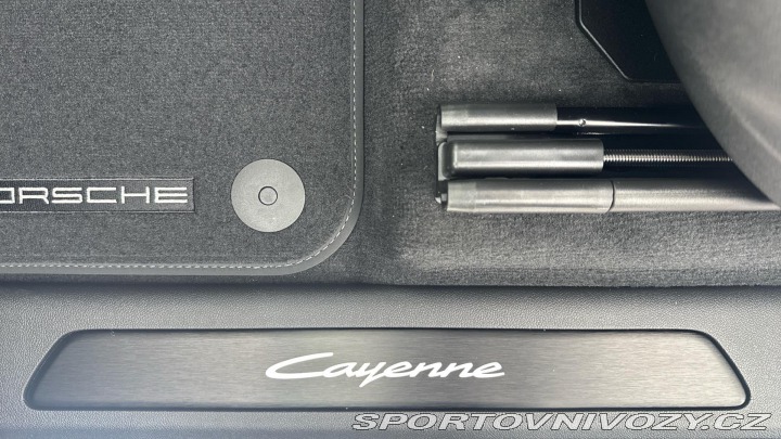 Porsche Cayenne E-Hybrid 2026