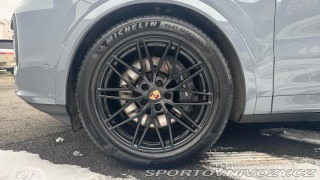 Porsche Cayenne E-Hybrid 2026