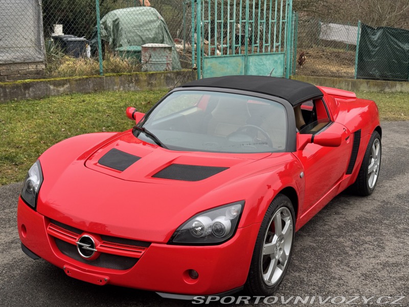 Opel Speedster 2.2 unikátní historie