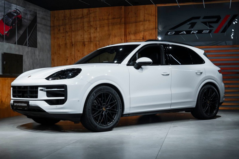 Porsche Cayenne BOSE, PANO, CHRONO