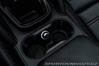 Porsche Cayenne BOSE, PANO, CHRONO 2025