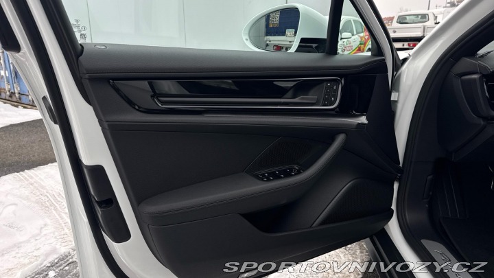 Porsche Panamera 4 E-Hybrid 2026