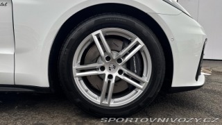 Porsche Panamera 4 E-Hybrid 2026