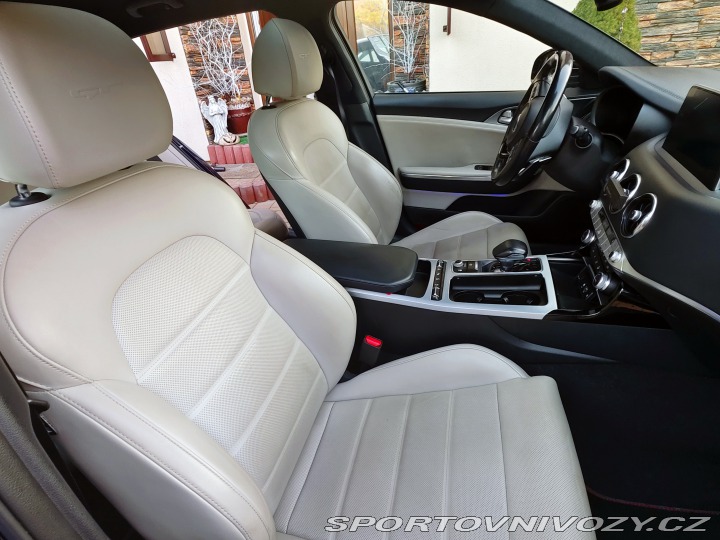 Kia Stinger 3.3 V6 GT 4WD 2019