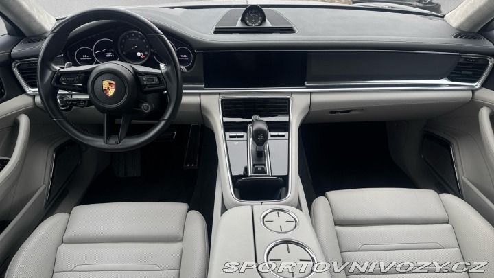 Porsche Panamera Turbo S 2021