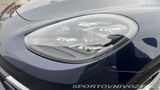 Porsche Panamera Turbo S 2021