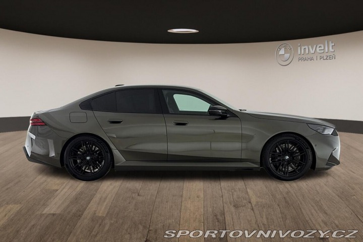 BMW M5 Sedan 2025